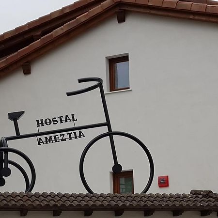 Hostal Ameztia Doneztebe Екстериор снимка